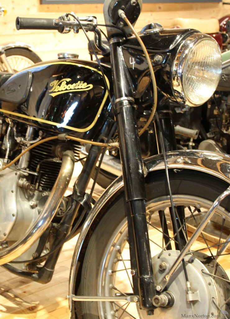 Velocette-1959-Viper-350-TMu-PMi.jpg